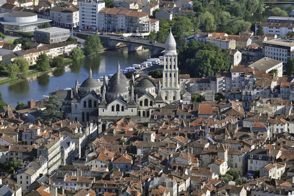 Готель Vvf Perigord Sorges-En-Perigord Екстер'єр фото