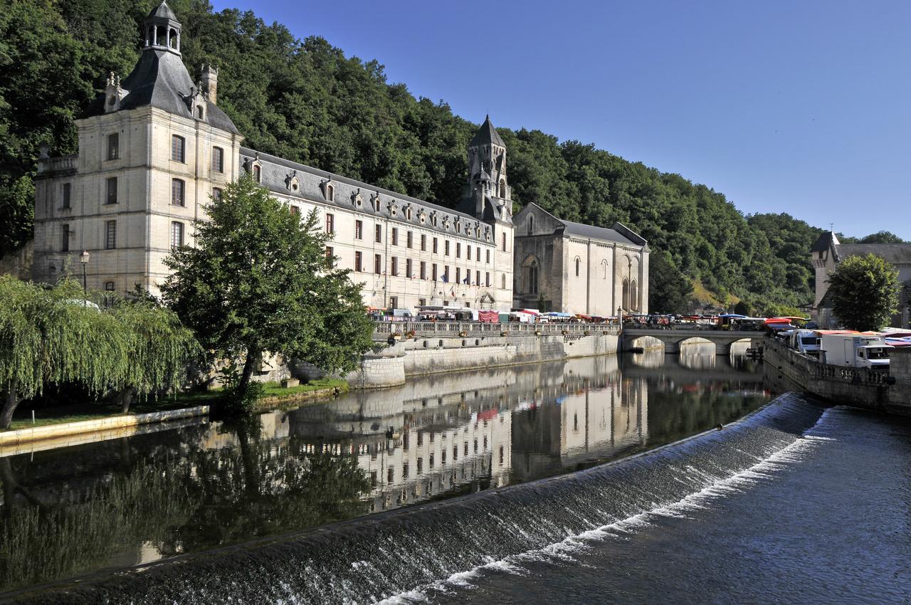 Готель Vvf Perigord Sorges-En-Perigord Екстер'єр фото